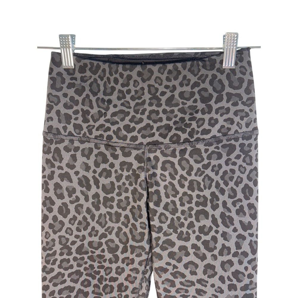 Nike Dri-FIT Womens XS Grey Leopard High Rise Training Leggings Athletic Gym